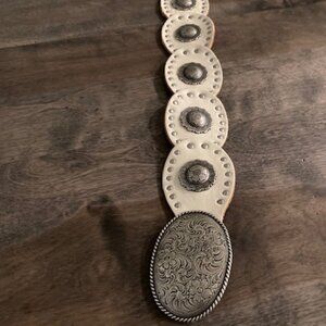 Western belt, white leather women's sz Medium